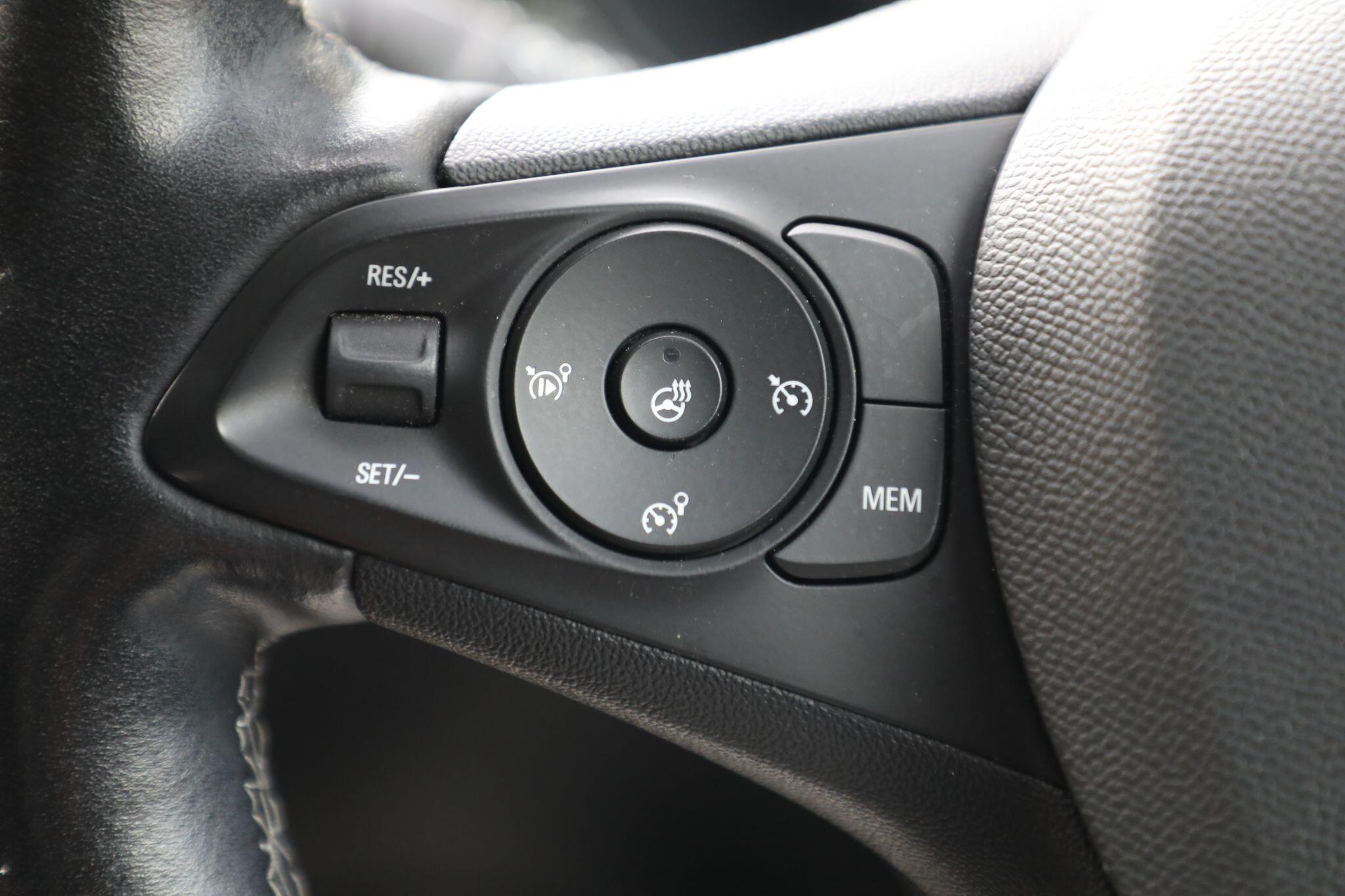 Large vehicle image